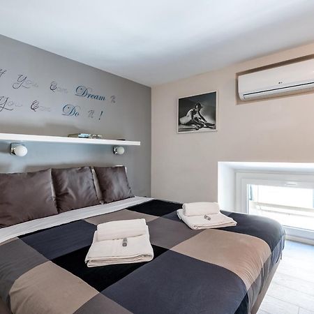 Irex Tevere Sant Angelo Private Apartment Rome Bagian luar foto
