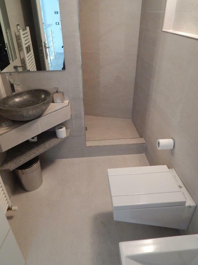 Irex Tevere Sant Angelo Private Apartment Rome Bagian luar foto