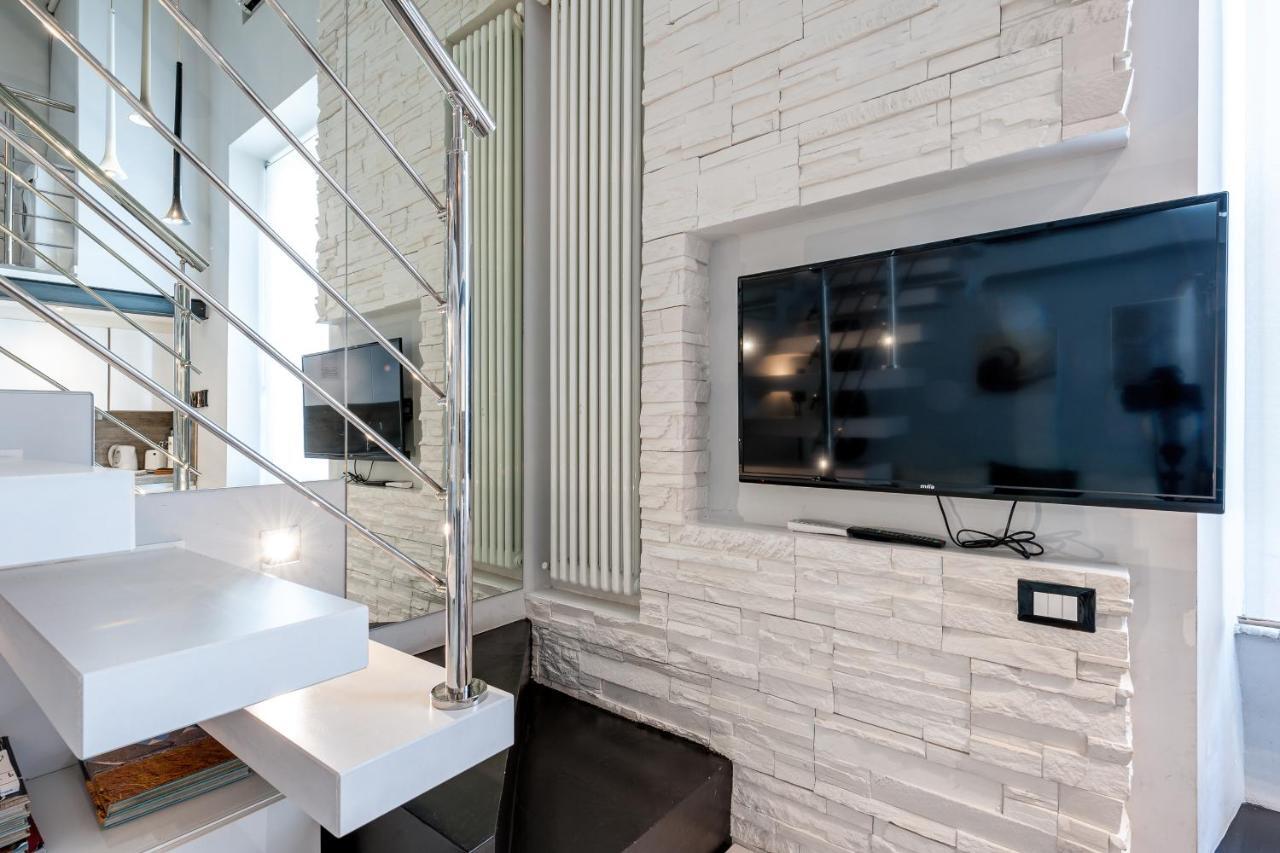 Irex Tevere Sant Angelo Private Apartment Rome Bagian luar foto